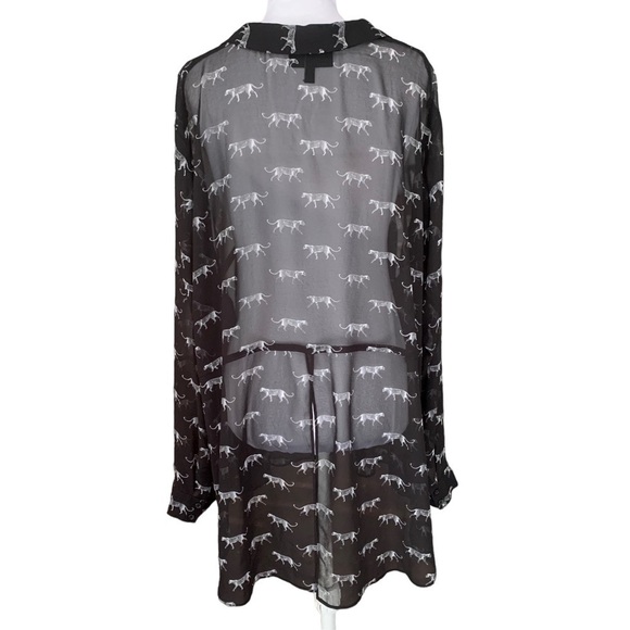 Lane Bryant Sheer Hidden Button Down Cheetah Print Top Sz 22/24 - Picture 2 of 5